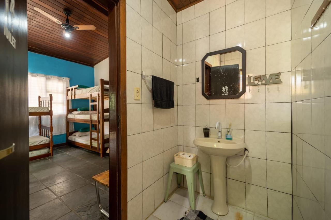Hostel Papagaio Abraão Εξωτερικό φωτογραφία